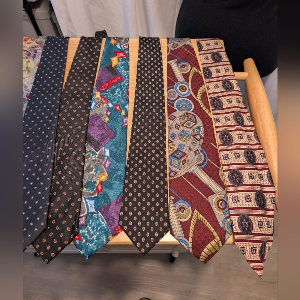 Assorted Vintage Patterned Ties Collection. Lot O… - image 2